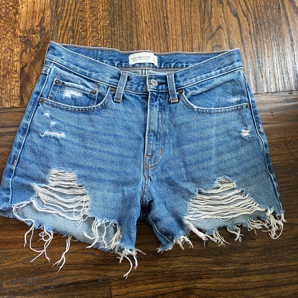 Abercrombie and Fitch women’s shorts 25/0